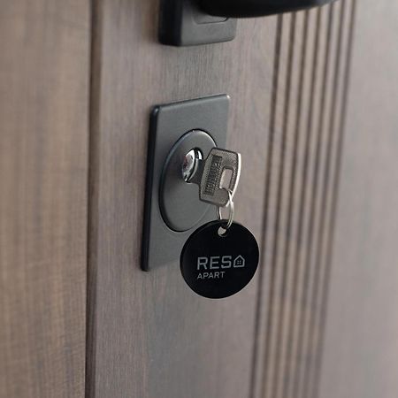 Resa Apart - Нові Smart-Квартири Біля Річки 乌日霍罗德 外观 照片